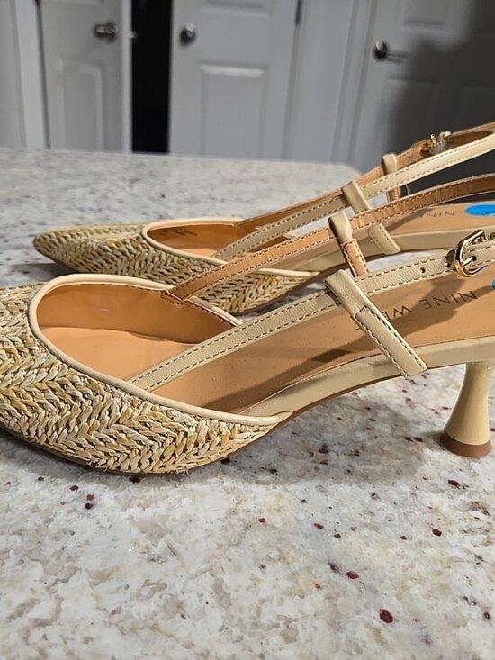 Nine West RowenP2 Kitten Heels. New Without Box - Picture 2 of 6